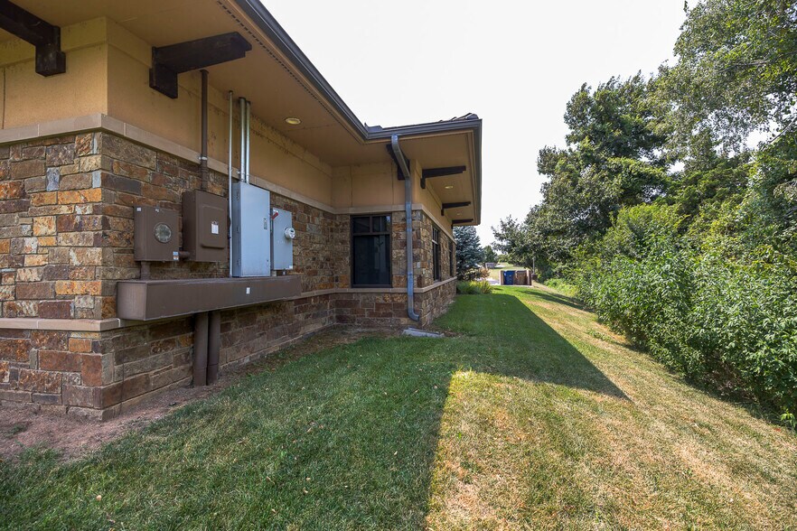 More Photos Of 13203 W 21st Ct N, Wichita Office For Sale