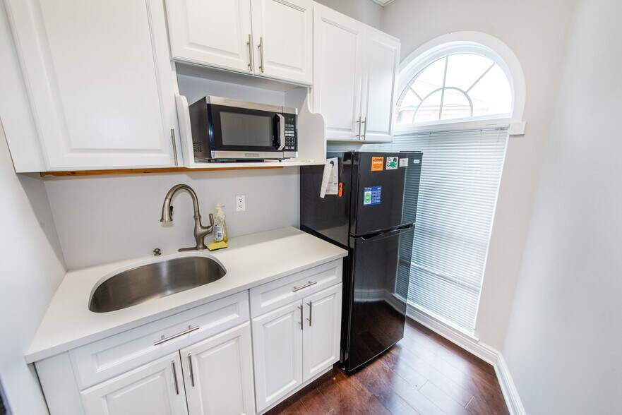 More Photos Of 271 Route 46 W, Fairfield Medical For Lease