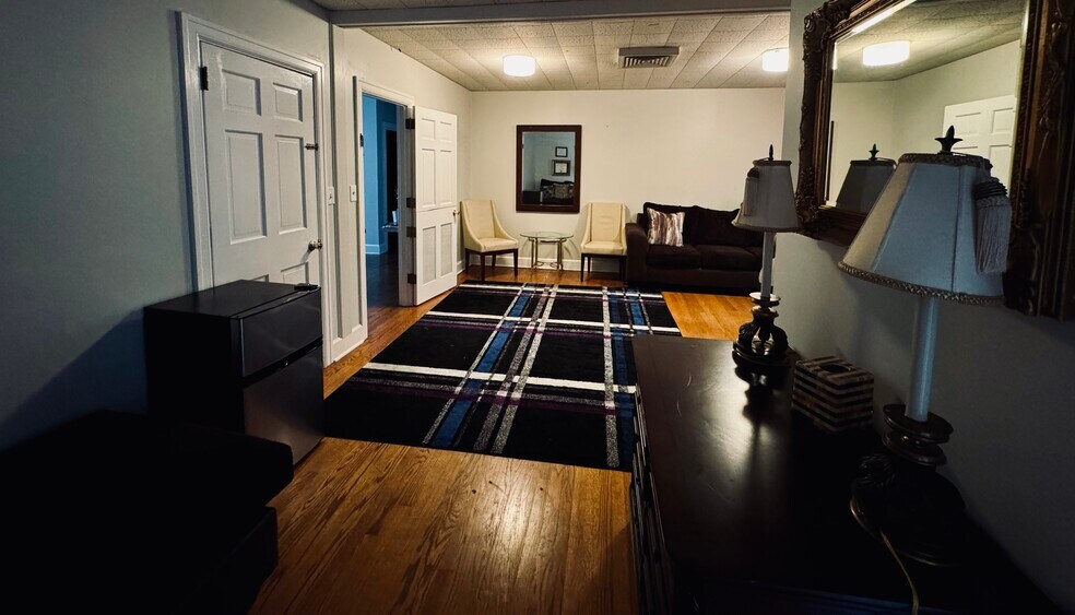 More Photos Of 2340 Rossville Blvd, Chattanooga Religious Facility For Lease