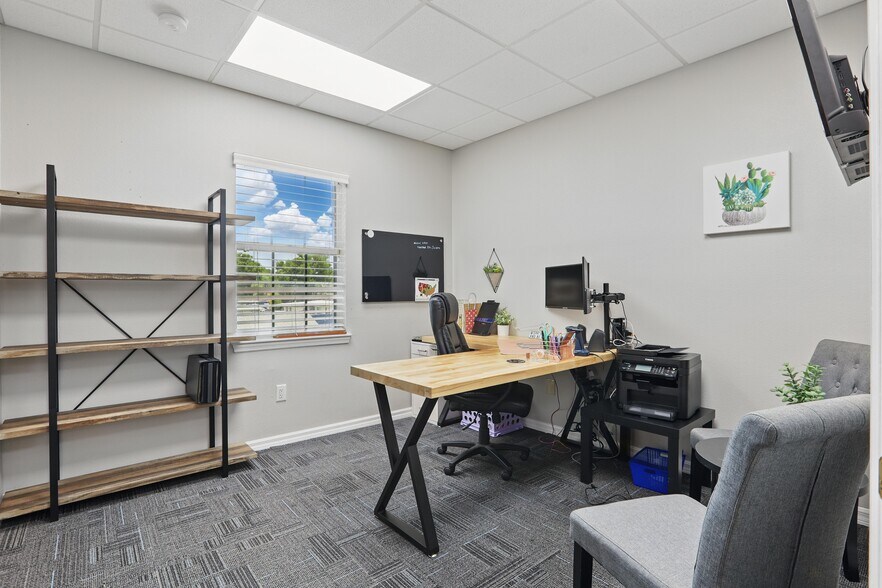 More Photos Of 5639 Hansel Ave, Orlando Medical For Lease