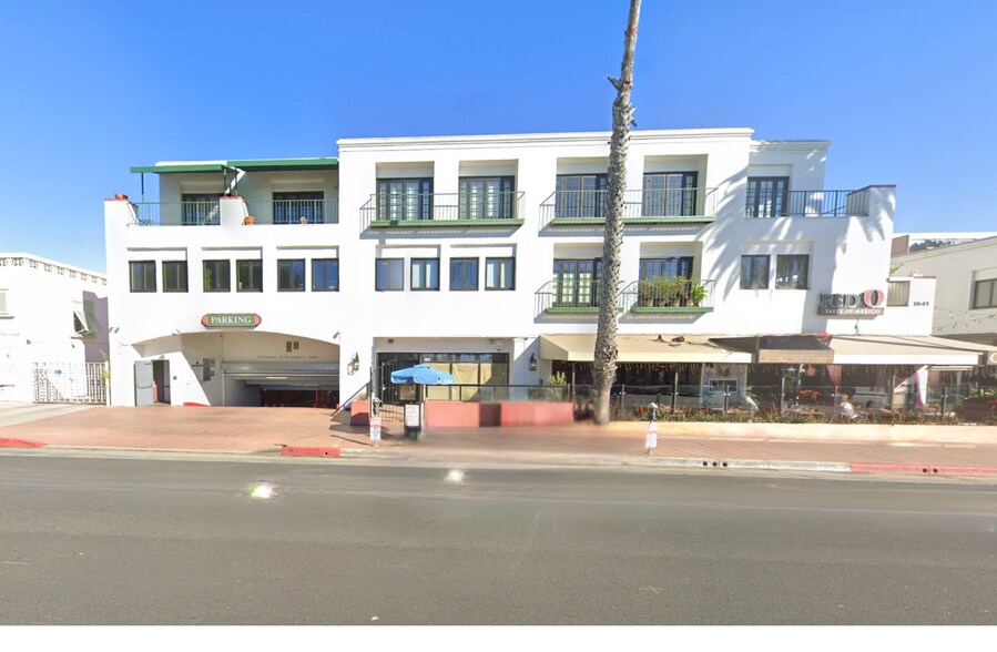 More Photos Of 1541-1551 Ocean Ave, Santa Monica Apartments For Lease