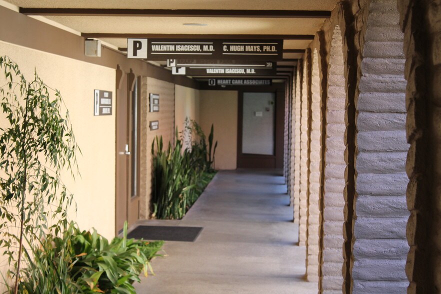 More Photos Of 3230 Waring Ct, Oceanside Medical For Sale