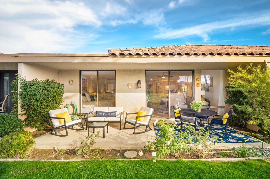 More Photos Of 60 La Ronda Dr, Rancho Mirage Apartments For Sale