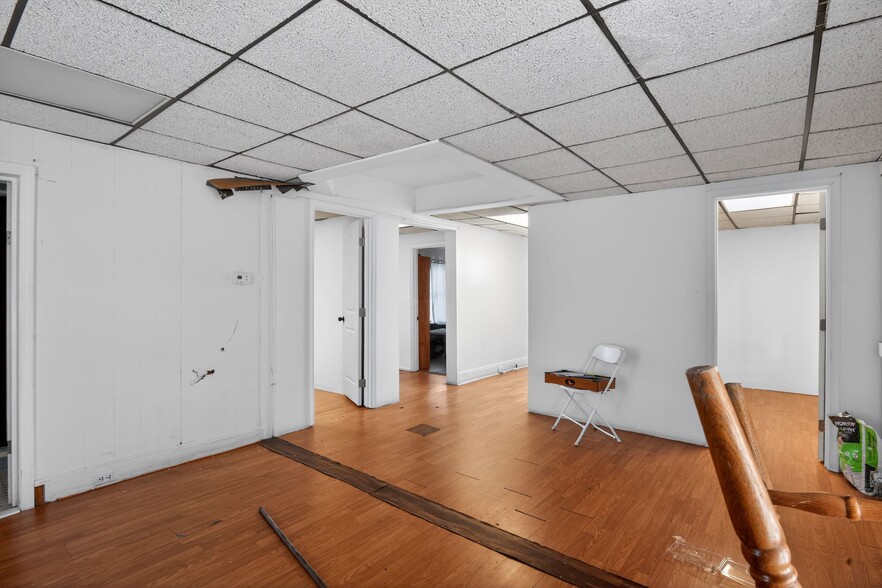 More Photos Of 920 N Salisbury Blvd, Salisbury Storefront Retail Residential For Sale