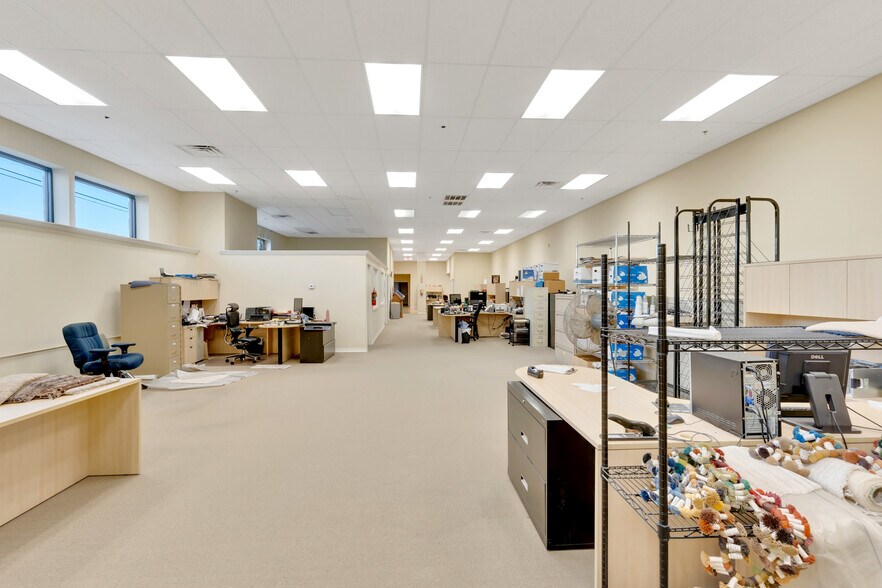 More Photos Of 300 W 28th St, Chattanooga Manufacturing For Sale