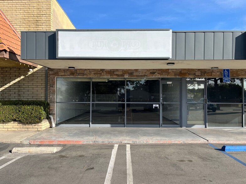 More Photos Of 115-119 N Prospect Ave, Tustin Freestanding For Lease
