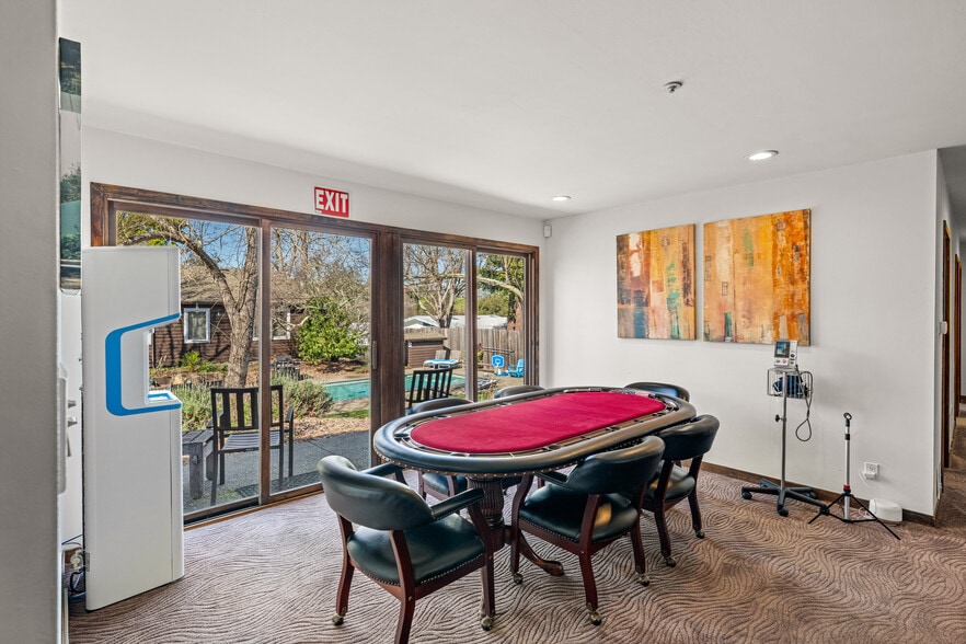 More Photos Of 8 Circle Rd, San Rafael Rehabilitation Center For Sale