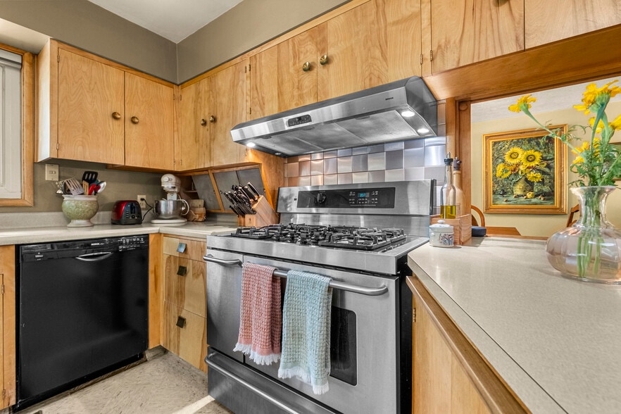 More Photos Of 4282 Pleasant Valley Rd, Placerville Specialty For Sale