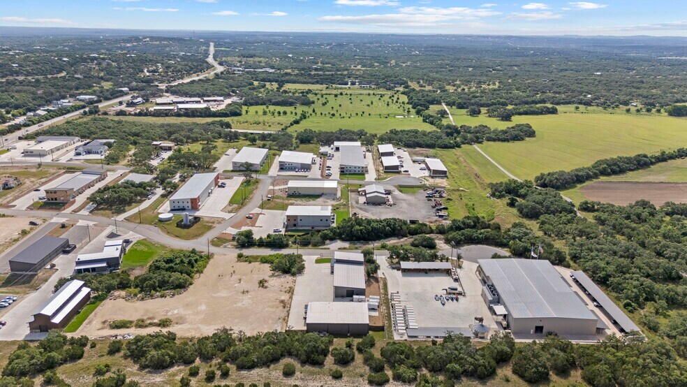 More Photos Of 39 Truss Dr, Boerne Flex For Sale