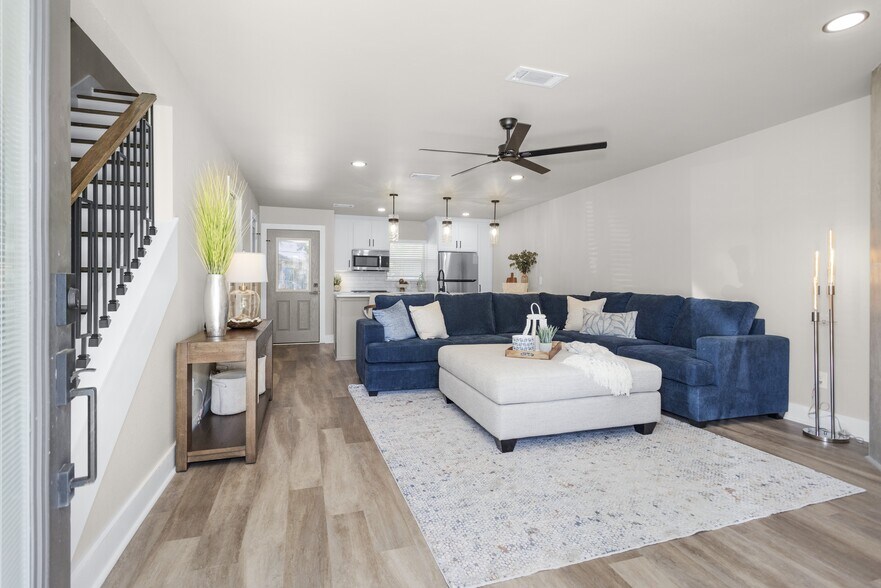 More Photos Of 17578 Highway 105, Montgomery Hotel For Sale