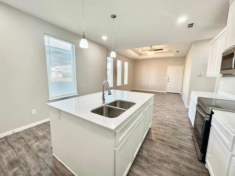 More Photos Of 1416 Petri Dr, Weslaco Apartments For Sale