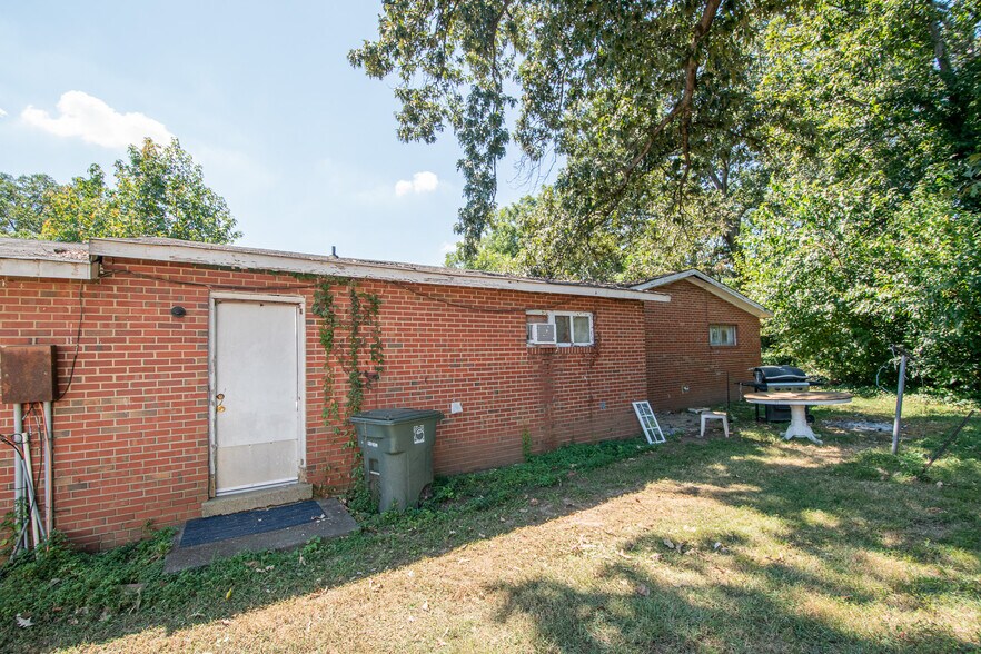 More Photos Of 3425 Martin Ave, Greensboro Apartments For Sale