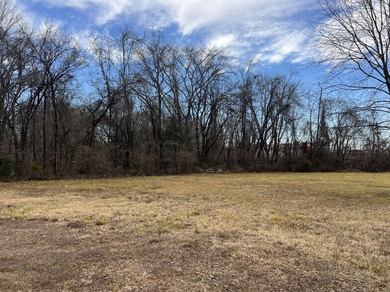 More Photos Of Fort Campbell Blvd, Clarksville Land For Sale