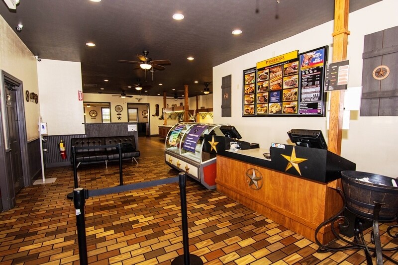 More Photos Of 7052 Benton Rd, Paducah Restaurant For Sale