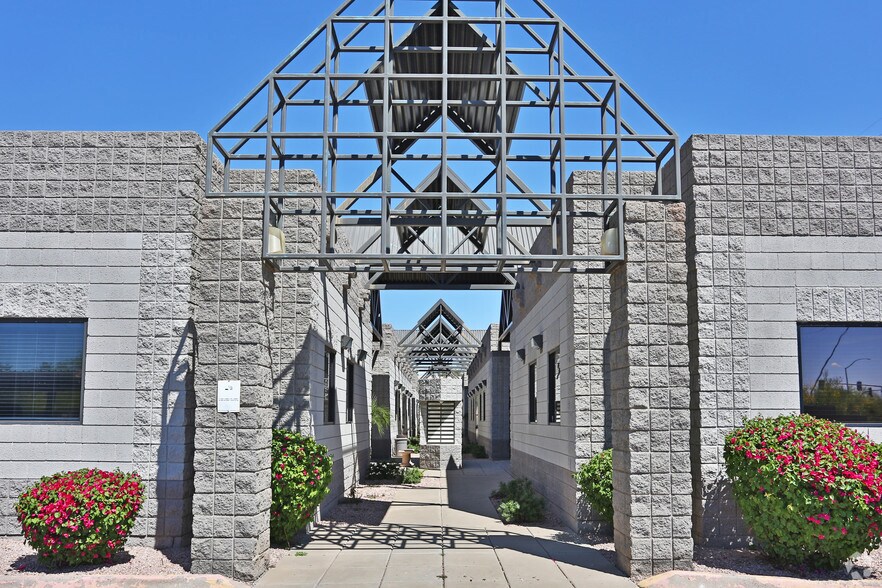 More Photos Of 6344 E Broadway Rd, Mesa Medical For Lease