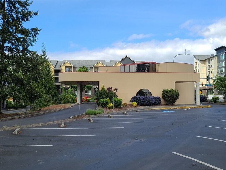 More Photos Of 1045 S 320th St, Federal Way General Retail For Sale