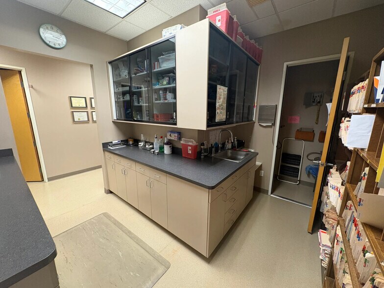 More Photos Of 4824 E Baseline Rd, Mesa Medical For Lease