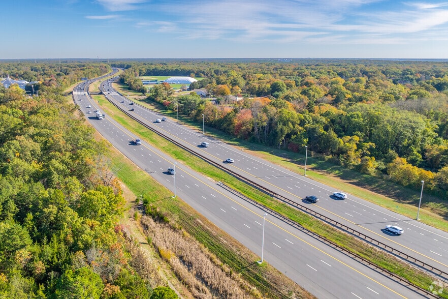 More Photos Of 1471 W Whitty Rd, Toms River Warehouse For Sale