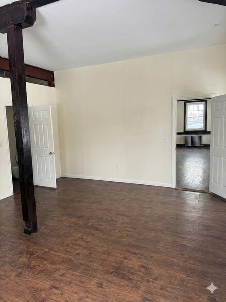 More Photos Of 2330 State Route 32, New Windsor Township Office For Lease