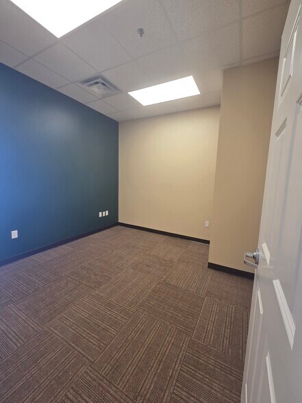 More Photos Of 1 Main St, Peabody Apartments For Lease