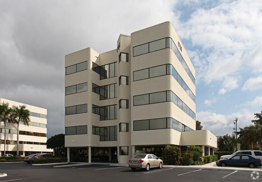 More Photos Of 1700 S Dixie Hwy, Boca Raton Medical For Sale