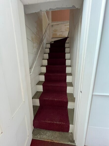 More Photos Of 4 Sawyer st, Phillips Religious Facility For Sale