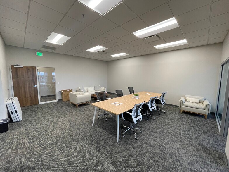 More Photos Of 1064 S North County Blvd, Pleasant Grove Office For Lease