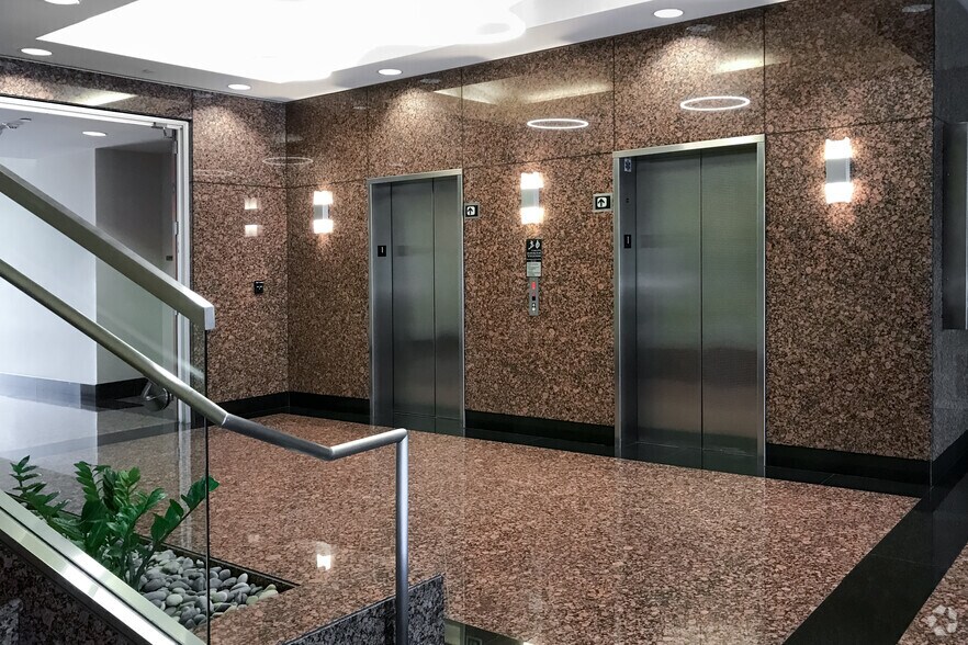 More Photos Of 10 Pointe Dr, Brea Office For Lease