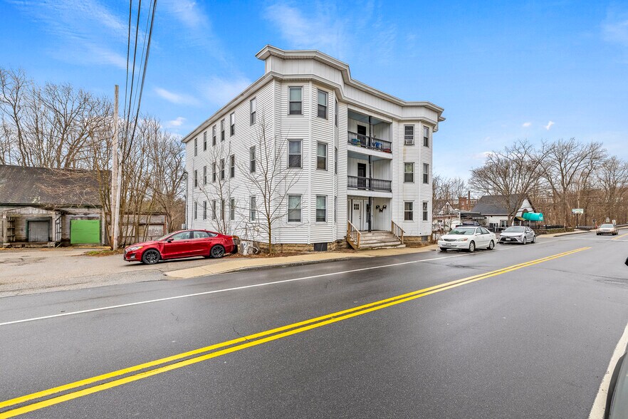 More Photos Of 455 Main St, South Berwick Apartments For Sale