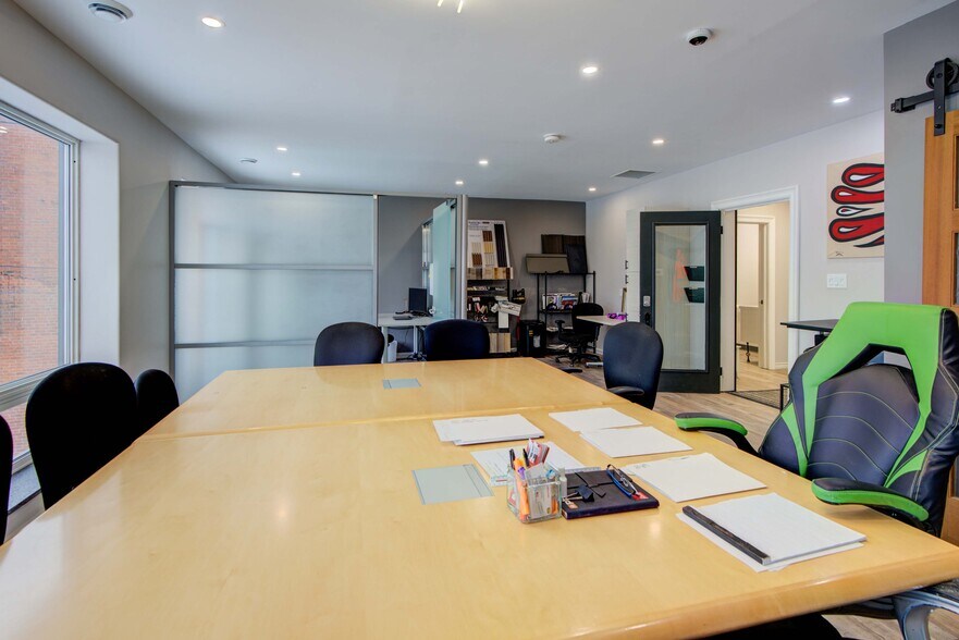 More Photos Of 25 Main St W, Lyn Storefront Retail Office For Sale