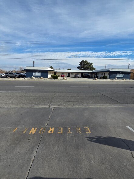 More Photos Of 44262 Division St, Lancaster Office Residential For Sale