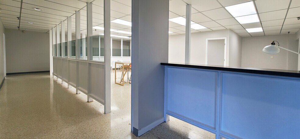 More Photos Of 6818-6824 S Manhattan Ave, Tampa Coworking Space