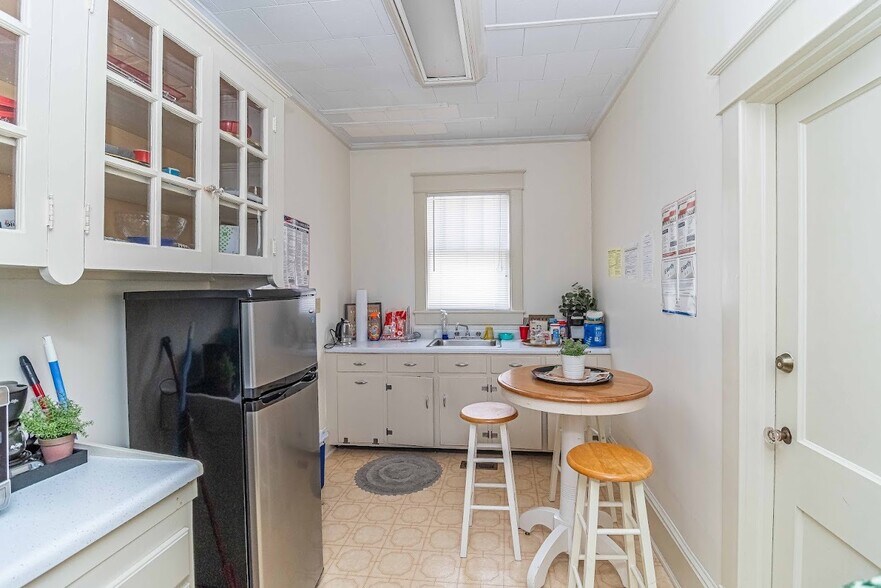 More Photos Of 1206 E Ash St, Goldsboro Loft Creative Space For Lease