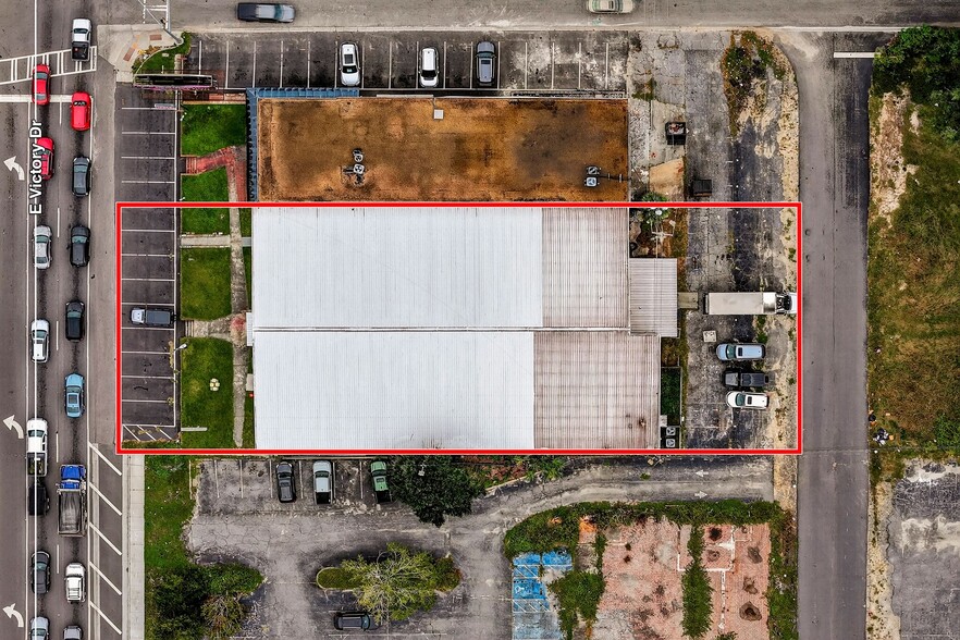 More Photos Of 1711 E Victory Dr, Savannah Storefront For Sale