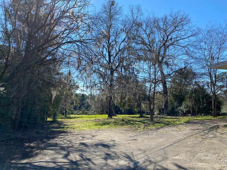 More Photos Of 1735 Mahan Dr, Tallahassee Land For Sale