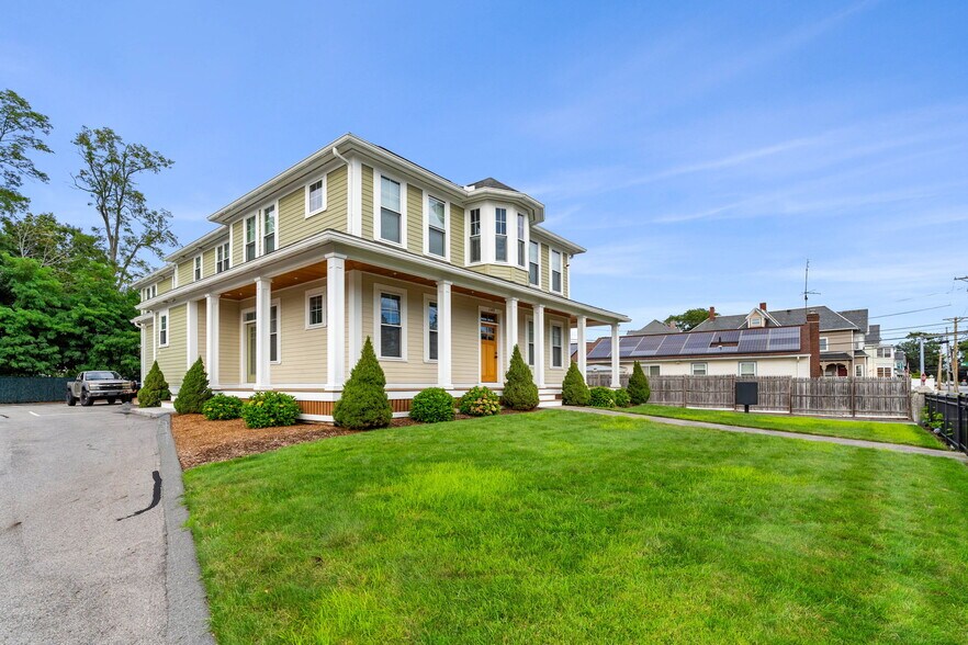 More Photos Of 1149 Middlesex St, Lowell Apartments For Sale