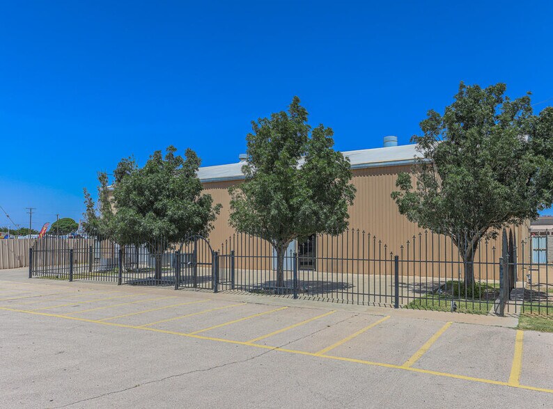 More Photos Of 7521 W University Blvd, Odessa Lodge Meeting Hall For Sale