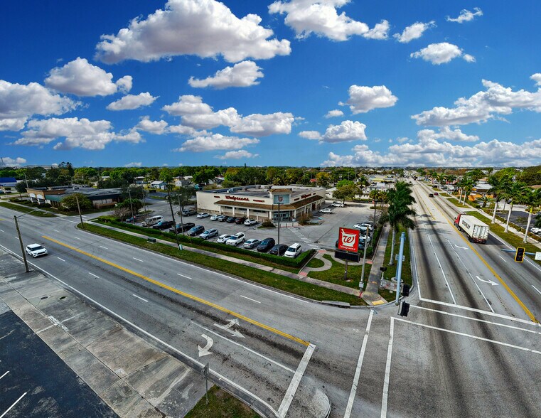 More Photos Of 300 W Sugarland Hwy, Clewiston General Retail For Sale
