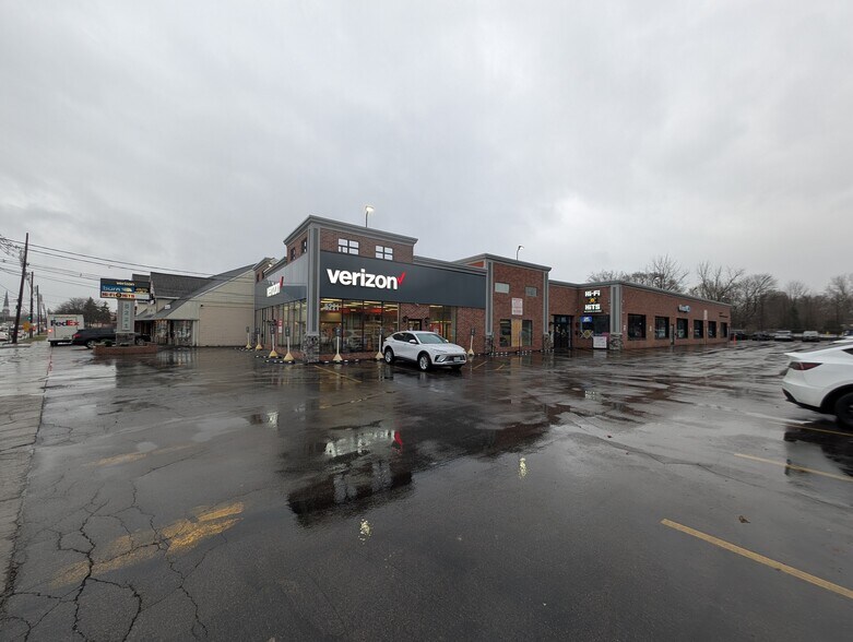 More Photos Of 5221-5223 Main St, Buffalo Freestanding For Lease