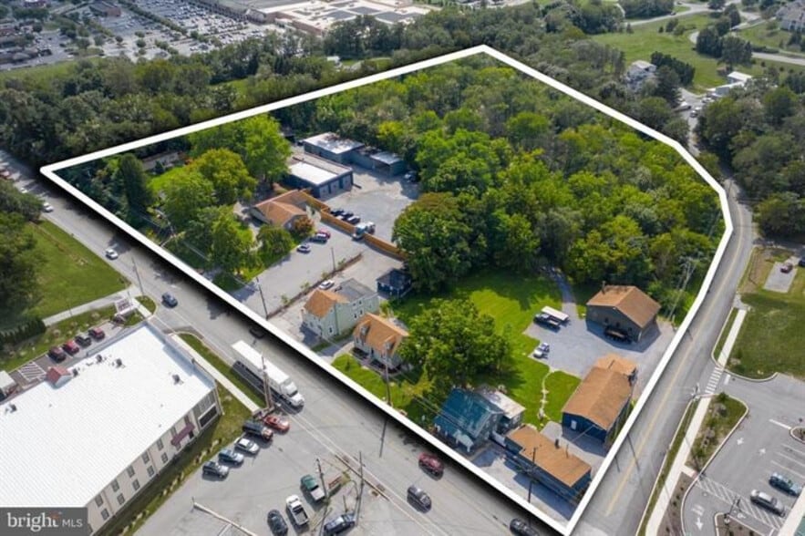 Primary Photo Of 936-940 Lititz Pike, Lititz Flex For Sale