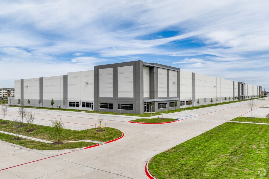 More Photos Of NWC Rockhill Pkwy & FM 423, Frisco Unknown For Lease