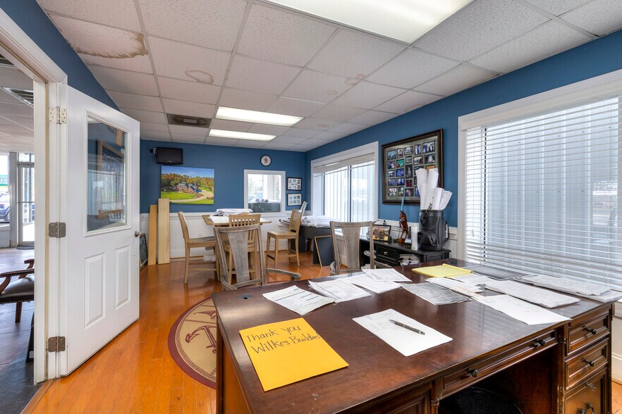 More Photos Of 756 Bultman Dr, Sumter Light Distribution For Sale