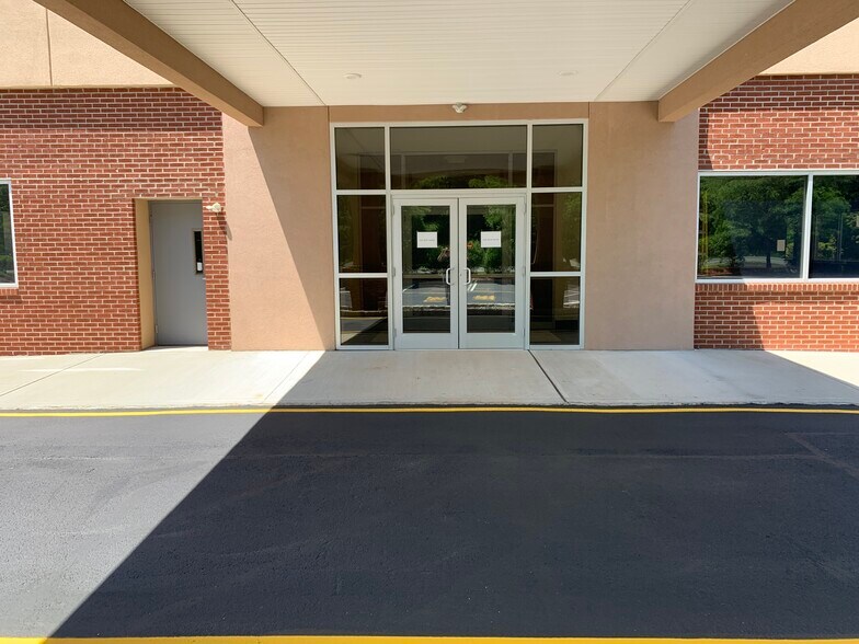 More Photos Of 343 Old Georges Rd, North Brunswick Medical For Lease