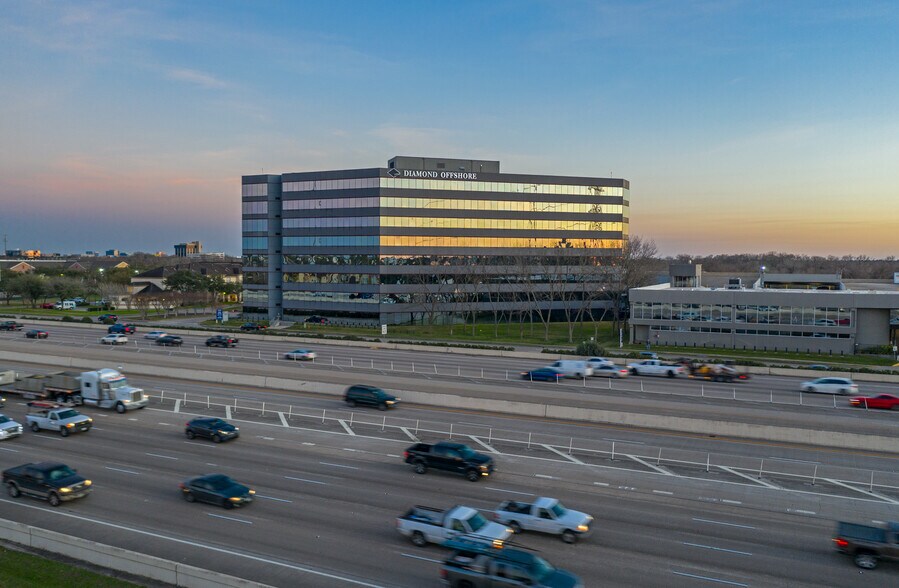 More Photos Of 15415 Katy Fwy, Houston Office For Sale