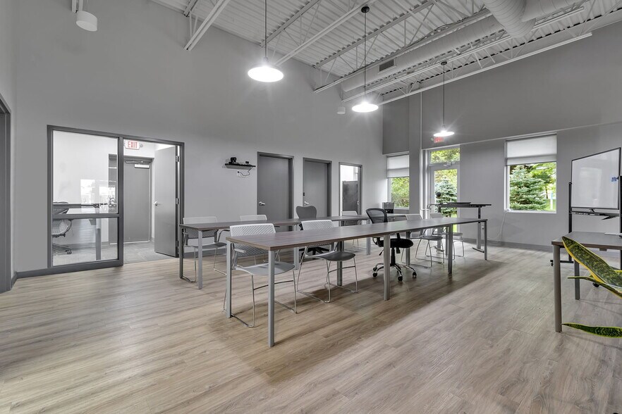 More Photos Of 6031-6045 Transit Rd, East Amherst Unknown For Lease