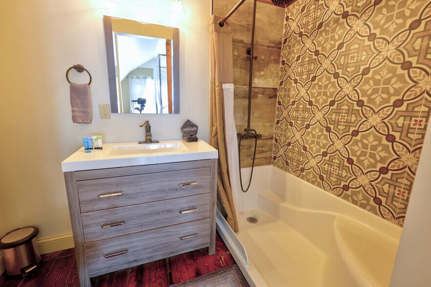 More Photos Of 400 Game Farm Rd, Catskill Hospitality For Sale