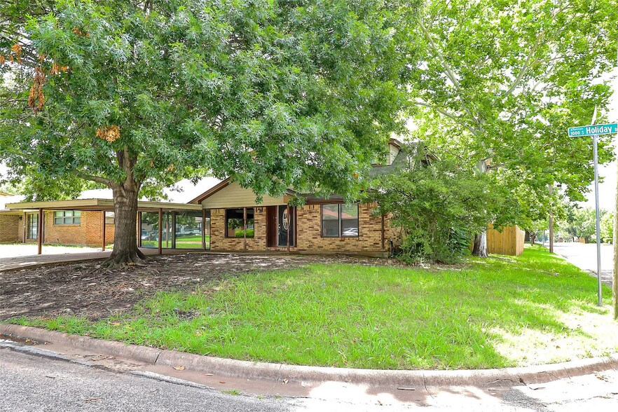 More Photos Of , Sherman Multifamily For Sale