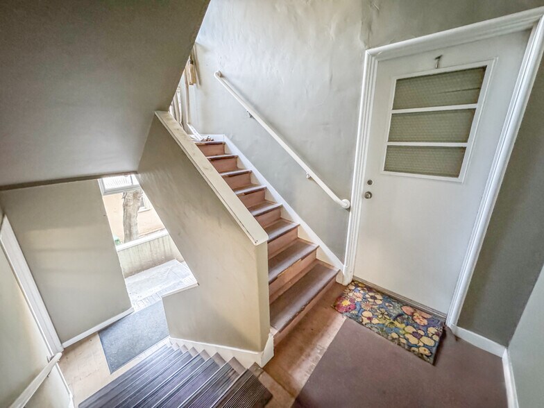 More Photos Of 1526 Arch St, Berkeley Apartments For Sale