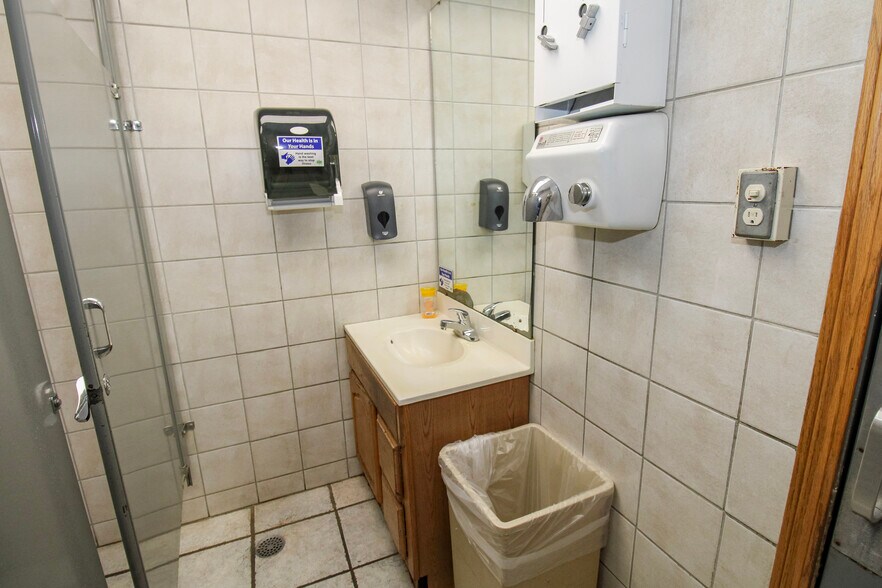 More Photos Of 125 Main St, Huron Bowling Alley For Sale