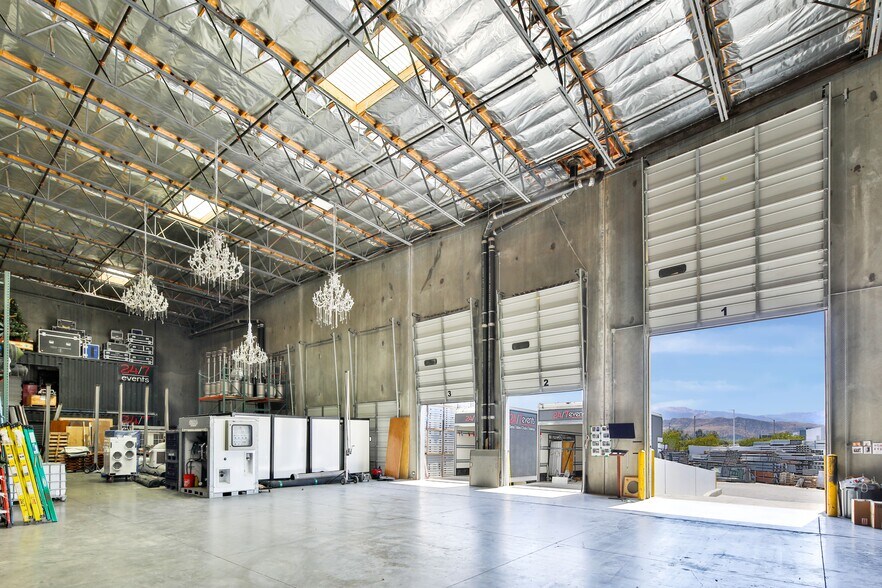 More Photos Of 27760 Hancock Pky, Valencia Showroom For Lease